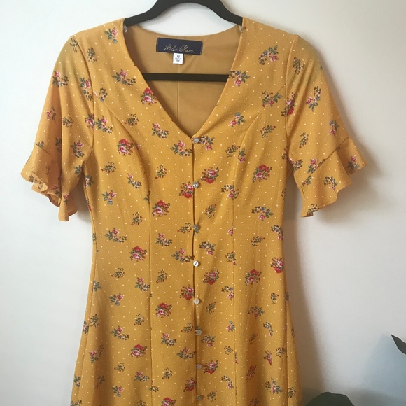 Yellow Floral Button-Up Dress - Picture 2 of 4